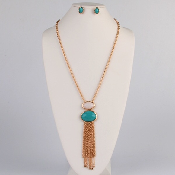 Topanga Tassel Necklace Set - Picture 1 of 2